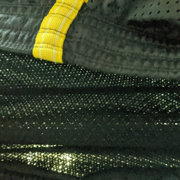 NIKE Livestrong Unisex stretch waist shorts - Picture 7 of 7